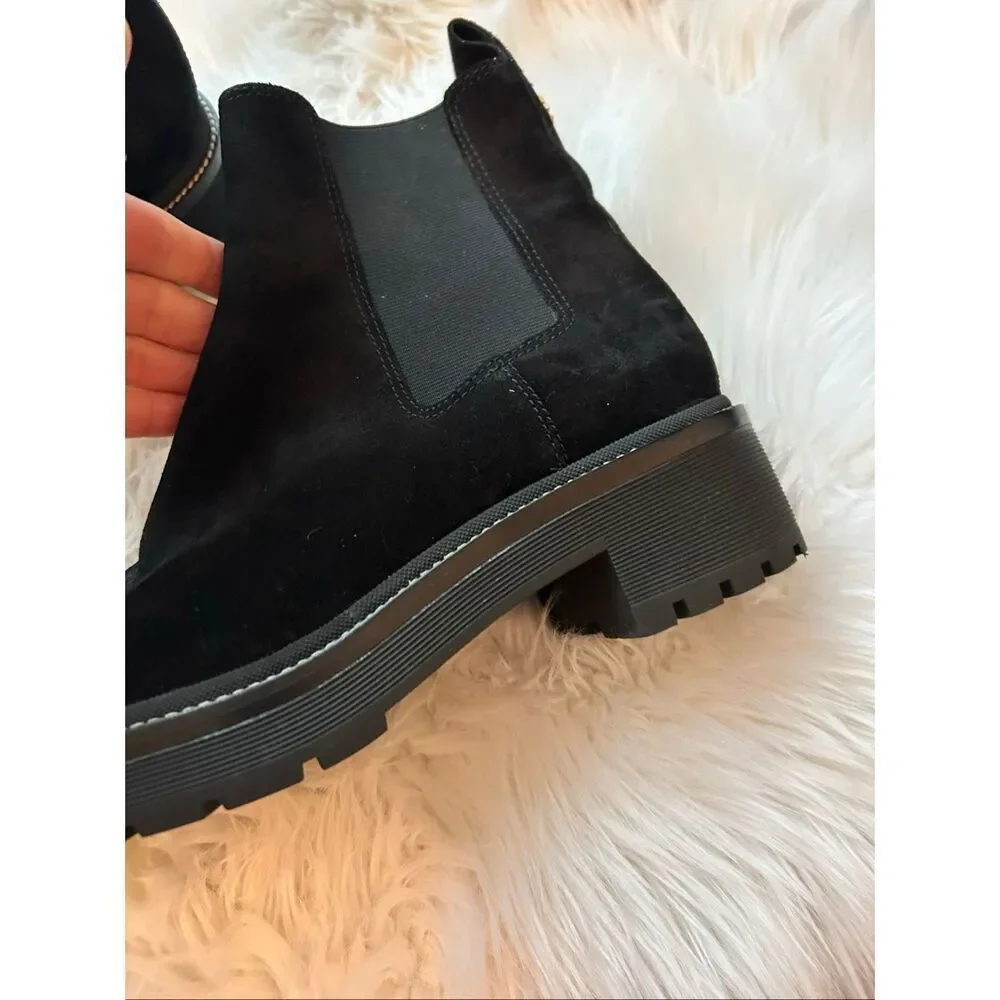 Tory Burch Black Suede Lug Sole Chelsea Boots sz 9.5